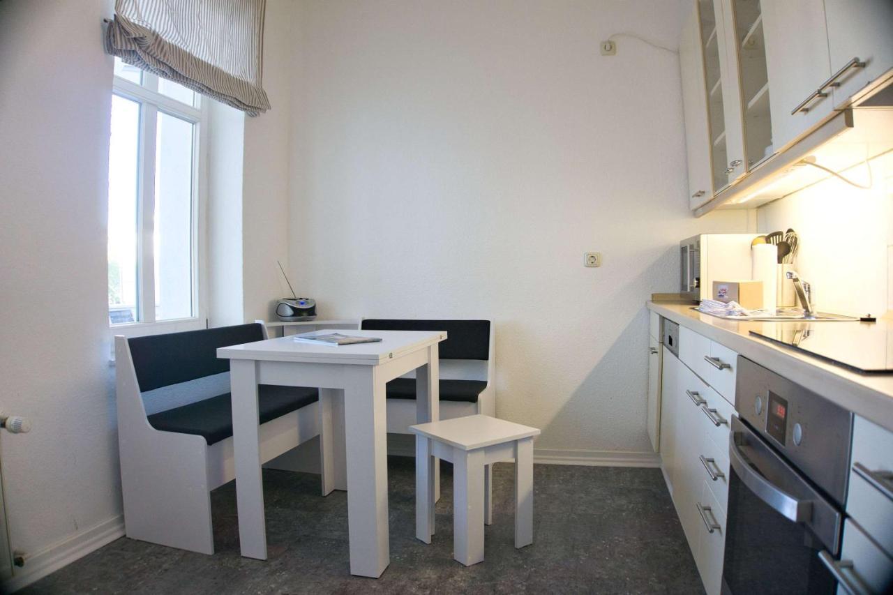 Balkon, Gratis Nutzung Vom Ahoi Erlebnisbad Und Sauna In Sellin - Residenz Strandeck Fewo01 Goehren  Exterior photo