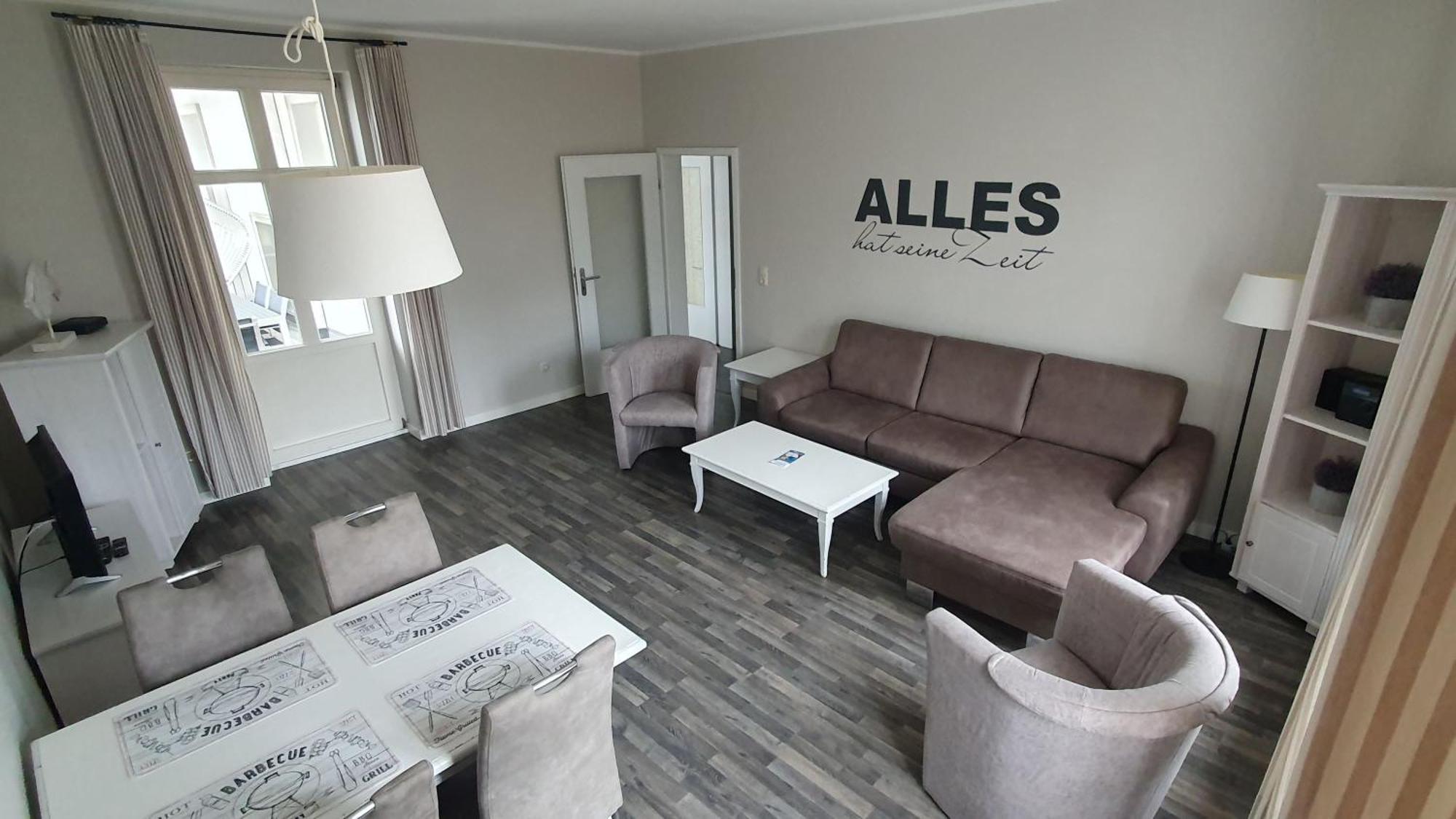 Balkon, Gratis Nutzung Vom Ahoi Erlebnisbad Und Sauna In Sellin - Residenz Strandeck Fewo01 Goehren  Exterior photo